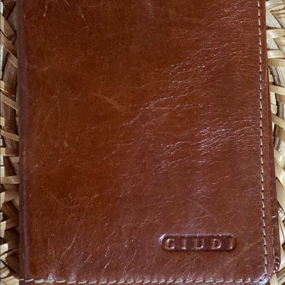 SOLD❣️GIUDI ITALY LEATHER WALLET BI-FOLD - Picture 5 of 5